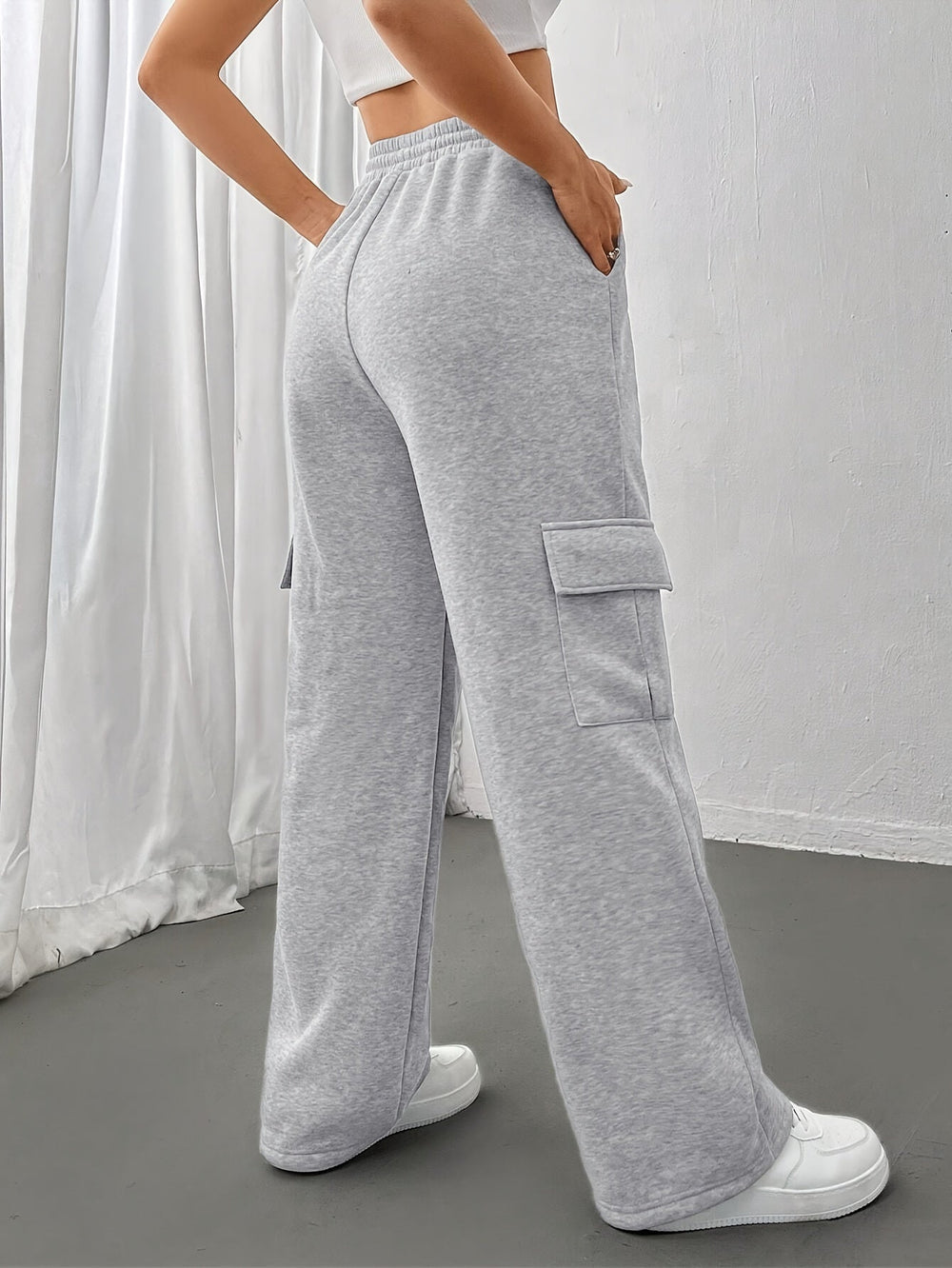 Sutton womens fleece cargo wide leg sweatpants
