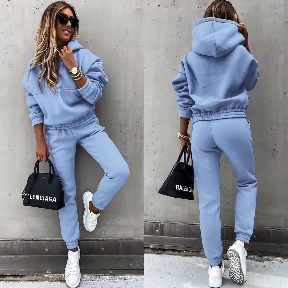 Womens hoodie and sweatpants two-piece set, view 2