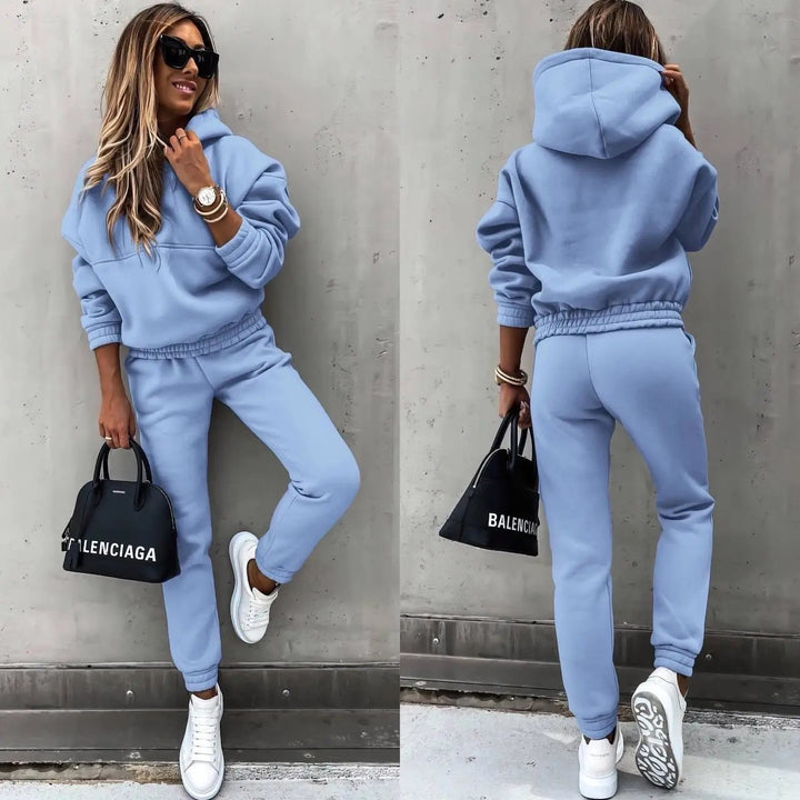 Womens hoodie and sweatpants two-piece set, view 2