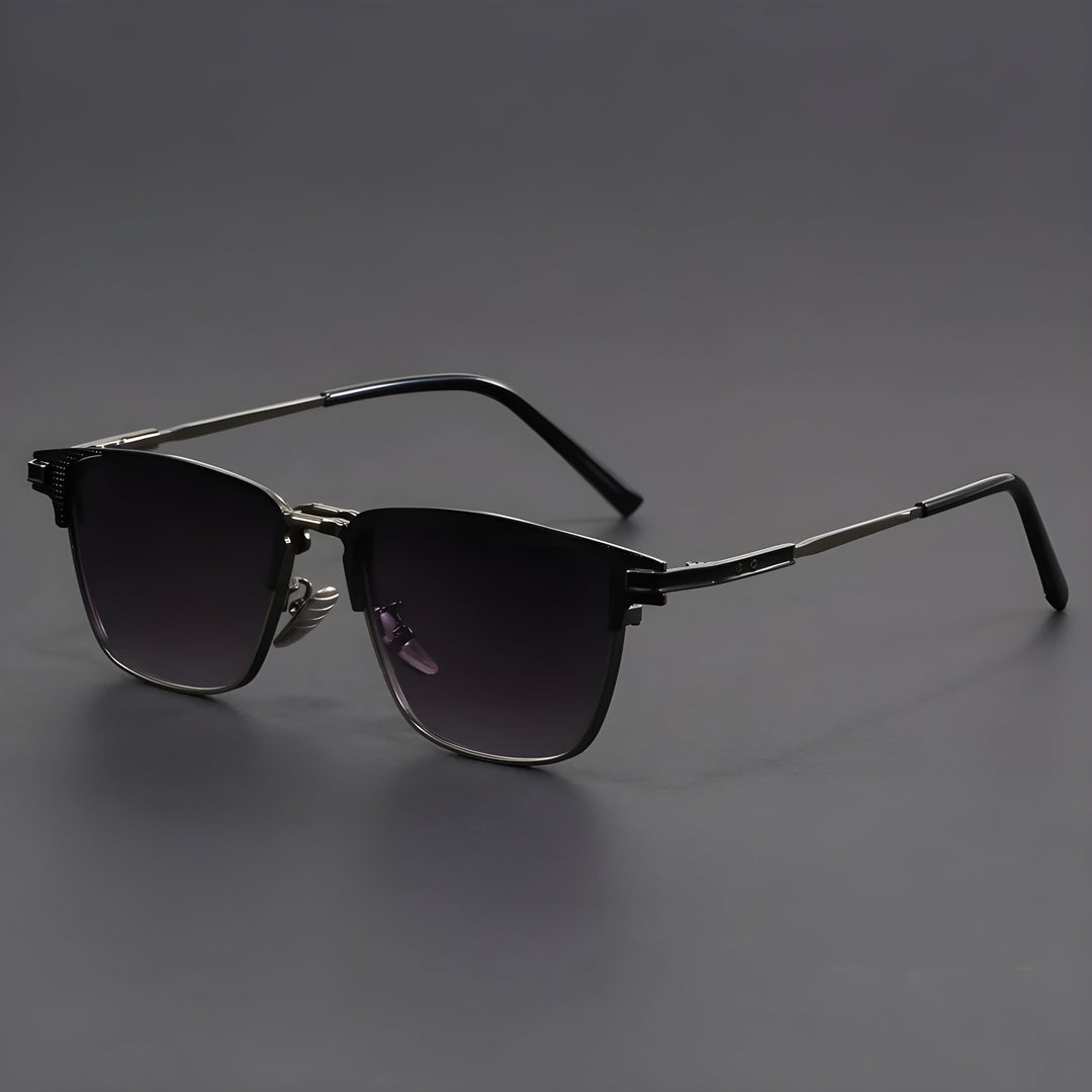 Brad | Men&