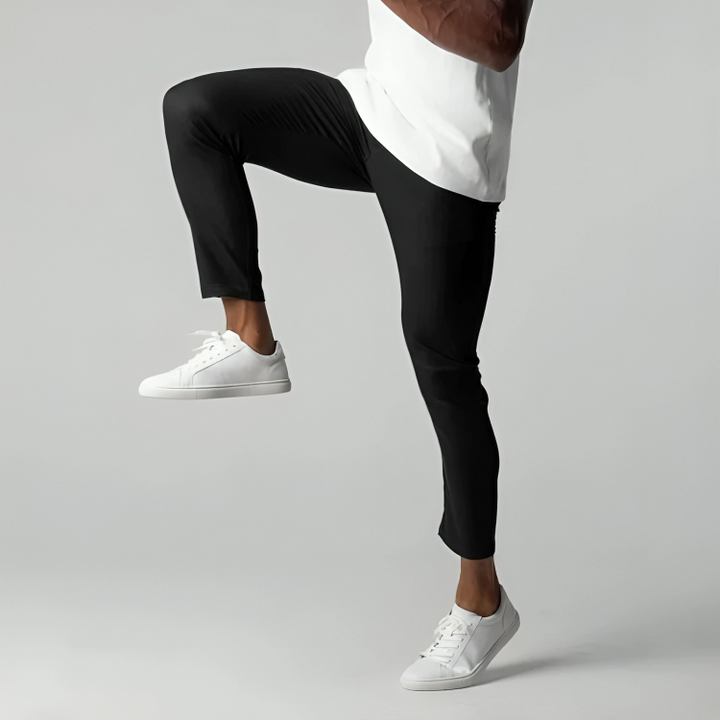 Ian | Men&
