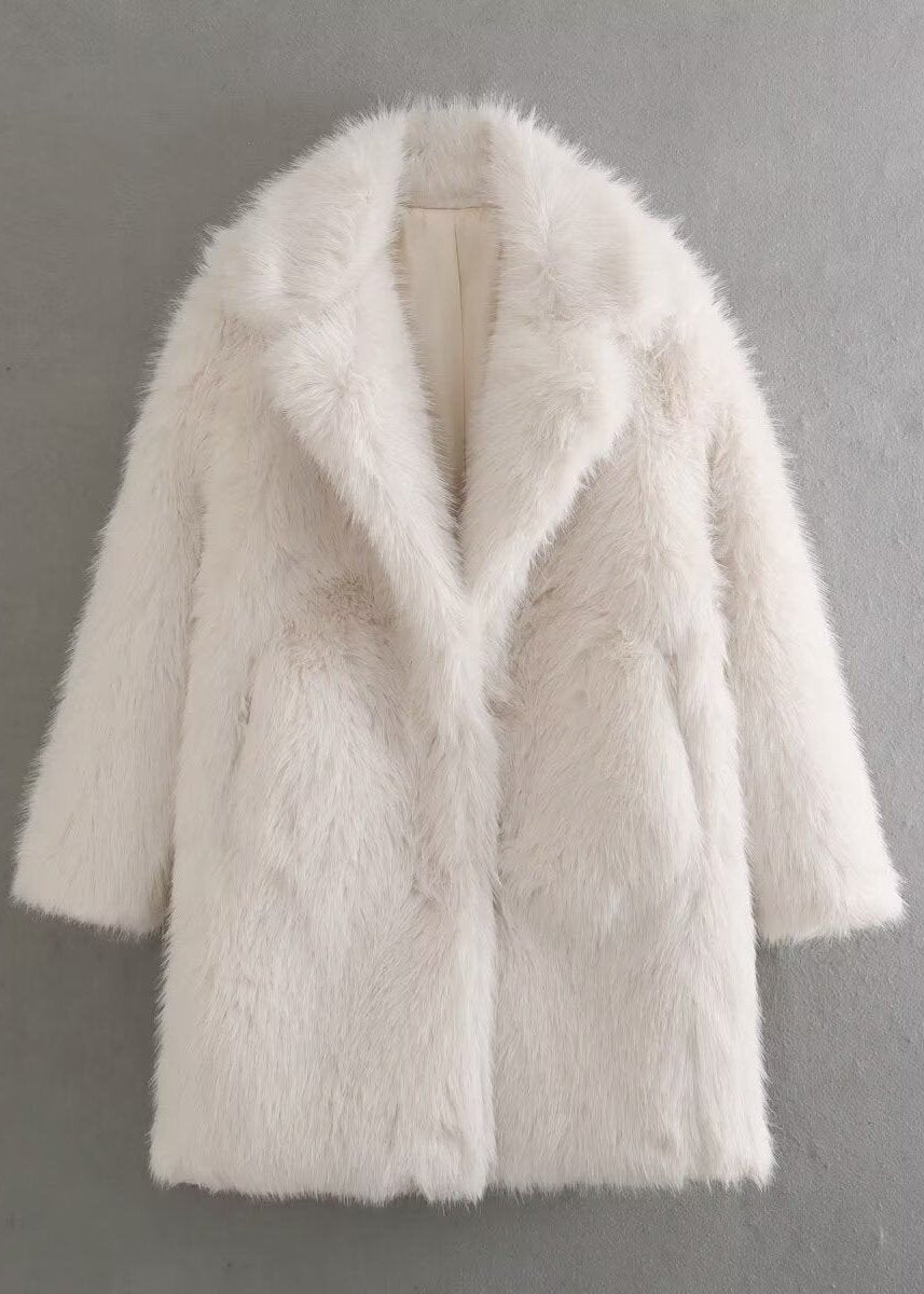 Kira | Oversized Faux Fur Coat Collared
